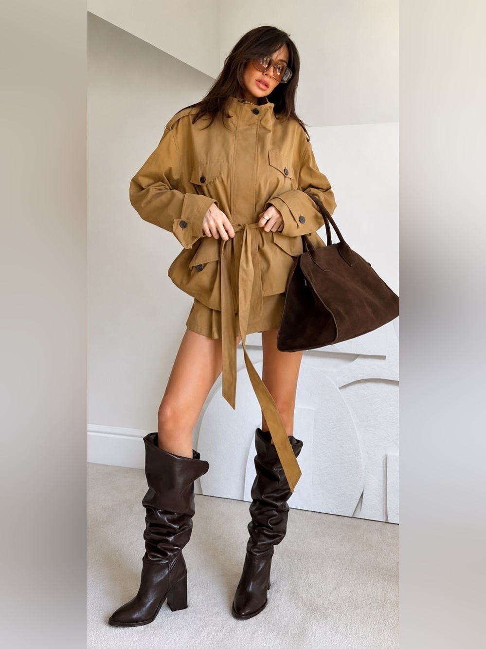VIRAL (TWO PIRCE TREND COAT SET  COLLAR TREND COAT AND SKIRT M /L
🚨NO DISCOUNT